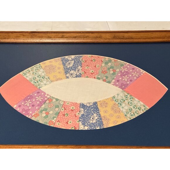 Two Quilting Squares Double Wedding Ring Blocks Pattern Wooden Framed Matted - Picture 3 of 14